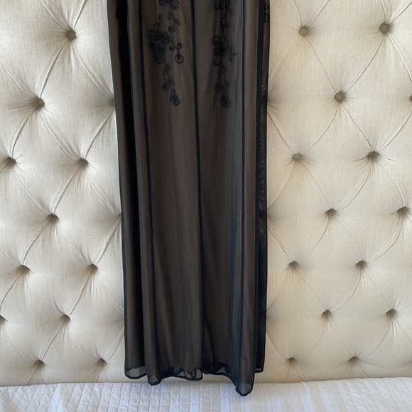 Full length beaded spaghetti strap gown - Picture 5 of 11